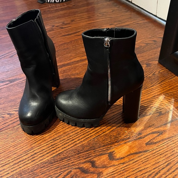 Simmi London heeled boots - Picture 3 of 3